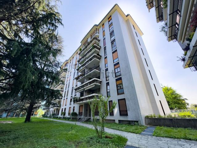 Appartamento in vendita a Moncucco, Brugherio
