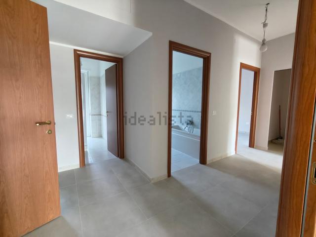 Appartamento in vendita a Bonaria, Cagliari