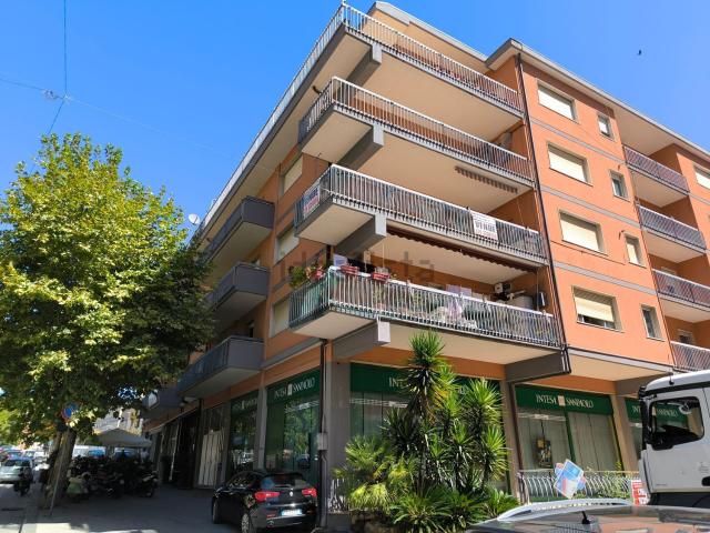 Appartamento in vendita a Piazza, Sicilia
