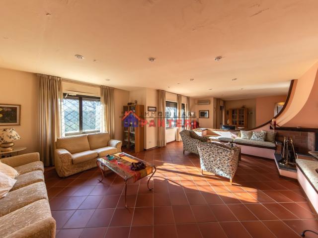 Appartamento in vendita a Uzzano E Castello, Pistoia