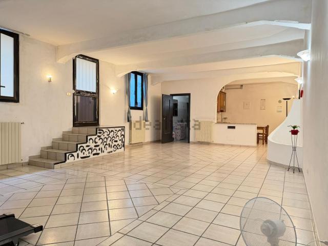 Appartamento in vendita a Busto Arsizio, Lombardia