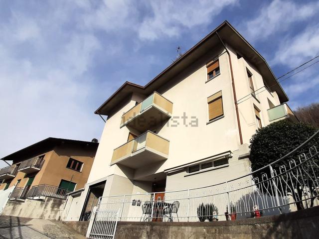 Appartamento in vendita a Sondrio, Lombardia