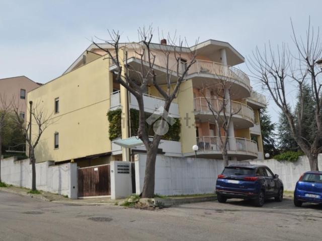 Appartamento in vendita a Villa Verrocchio, Montesilvano