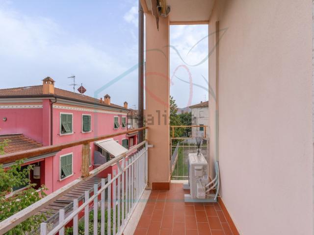 Appartamento in vendita a Sarzana, Liguria