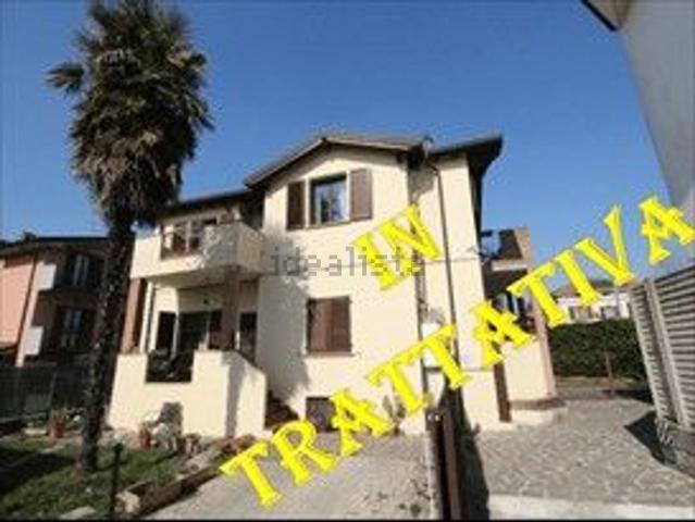 Appartamento in vendita a Brembate, Bergamo