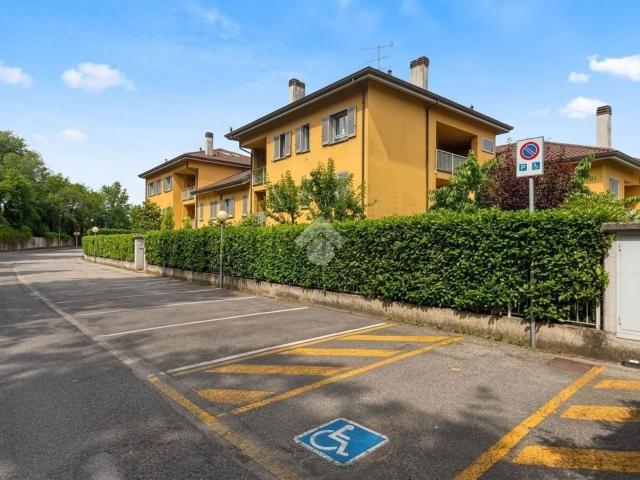 Appartamento in vendita a Vescogna, Calco