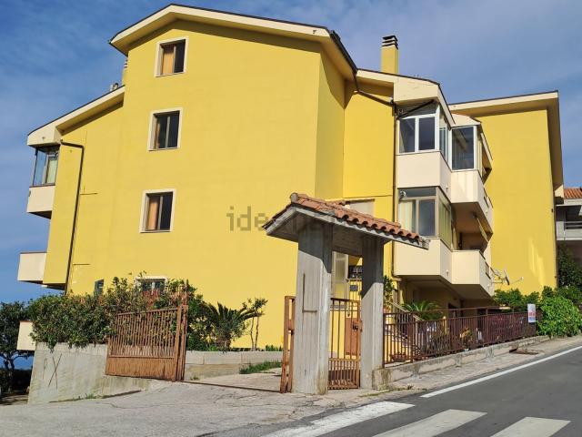 Appartamento in vendita a Silvi, Abruzzo