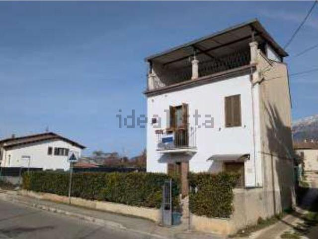 Appartamento in vendita a Sulmona, L'Aquila
