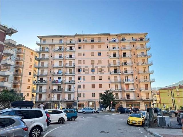 Appartamento in vendita a Vallo Della Lucania, Campania