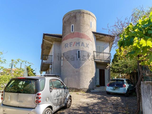 Appartamento in vendita a San Pietro Clarenza, Catania