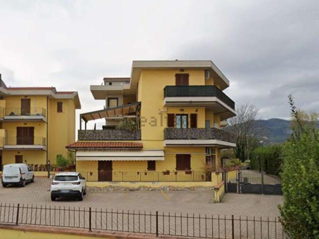 Appartamento in vendita a Massa e Cozzile, Toscana
