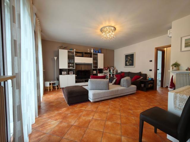 Appartamento in vendita a Ponzano Veneto, Veneto