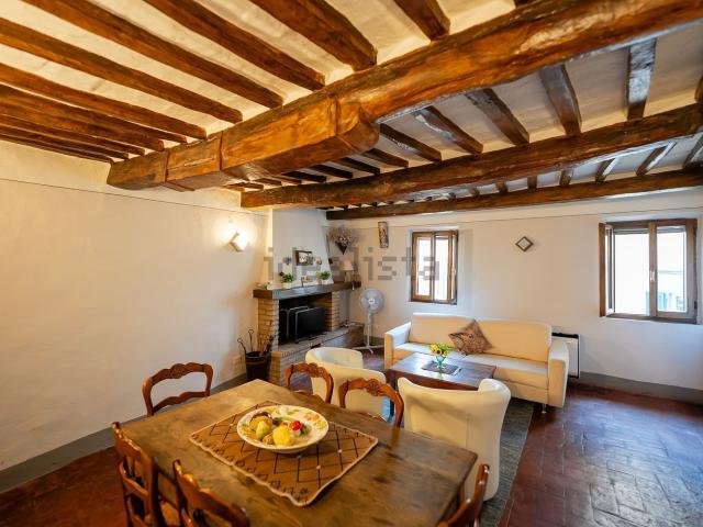 Appartamento in vendita a Cortona, Toscana