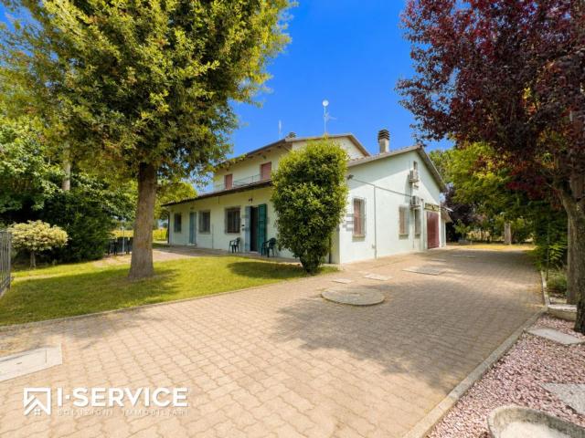 Appartamento in vendita a Ravenna, Reggio Emilia