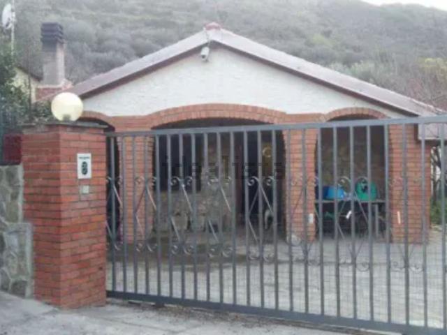Appartamento in vendita a Taggia