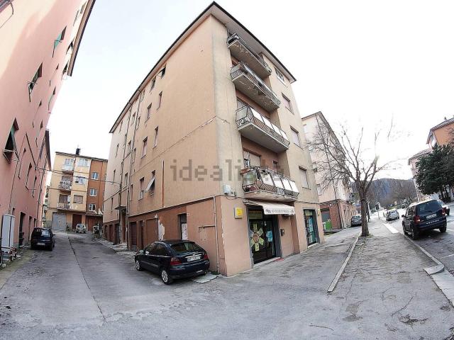 Appartamento in vendita a Piano, Marche