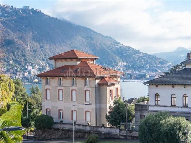 Appartamento in vendita a Como