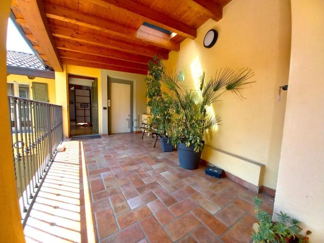 Appartamento in vendita a Treviglio, Lombardia