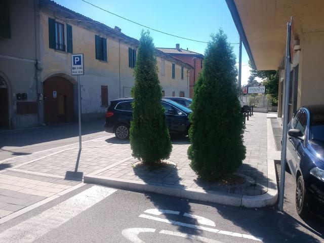 Appartamento in vendita a Molteno, Lombardia