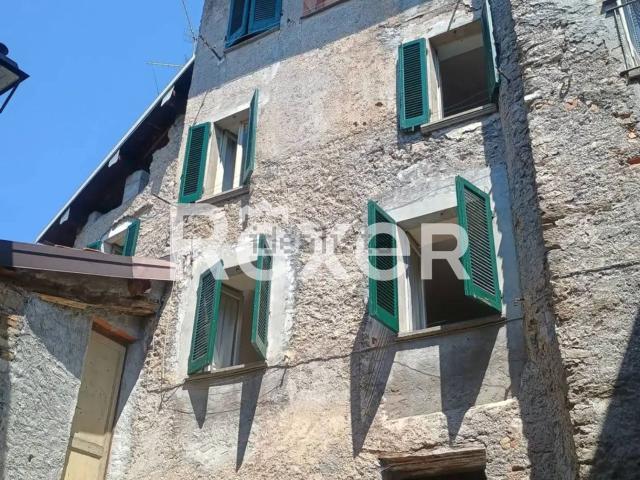 Appartamento in vendita a Valsolda, Lombardia