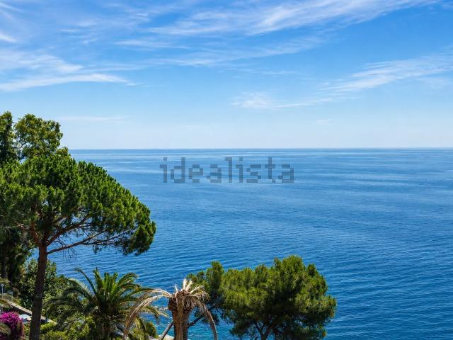 Attico in vendita a Invrea, Varazze