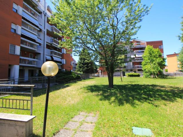 Appartamento in vendita a Nerviano, Lombardia
