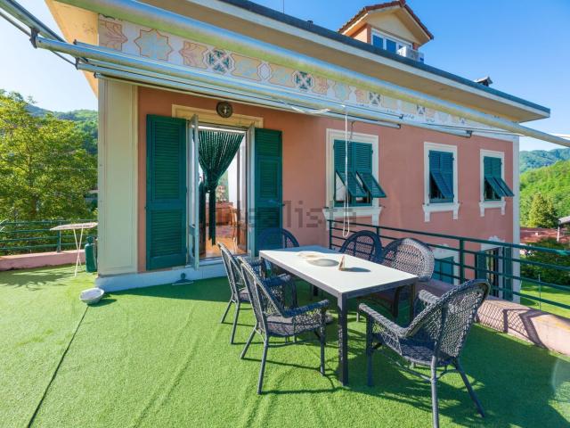 Appartamento in vendita a Savignone, Liguria