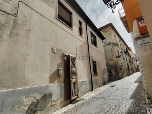 Appartamento in vendita a Torre De' Passeri, Abruzzo