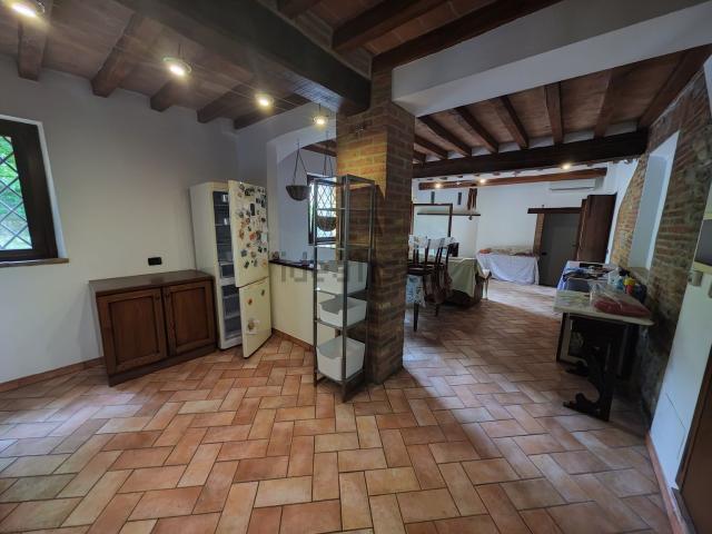 Appartamento in vendita a Unione di comuni Terre di Castelli, Savignano Sul Panaro