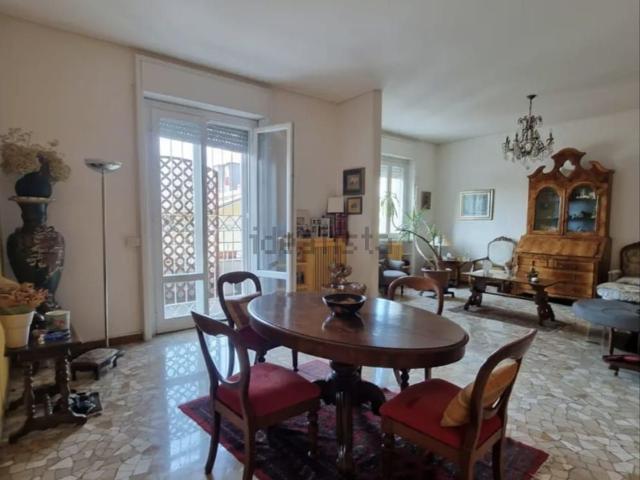 Appartamento in vendita a Centro, Gallarate