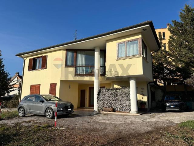 Appartamento in vendita a Tornimparte, Abruzzo