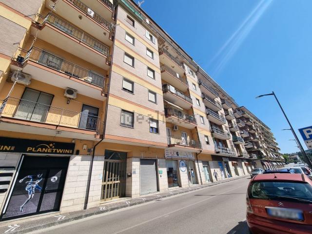Appartamento in vendita a Atripalda, Campania