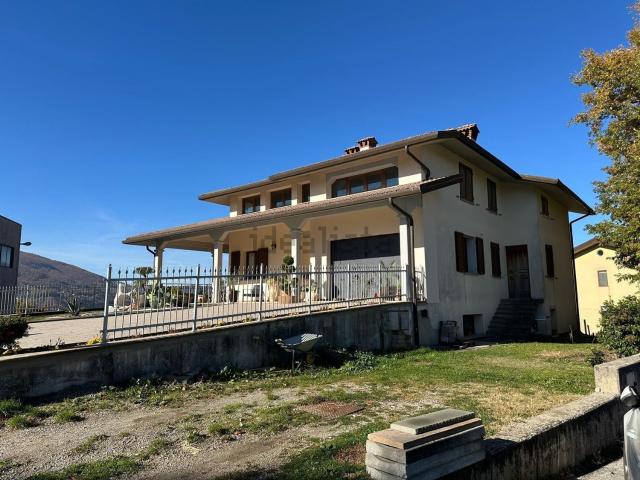 Appartamento in vendita a Unione dell'Appennino Bolognese, Castiglione Dei Pepoli