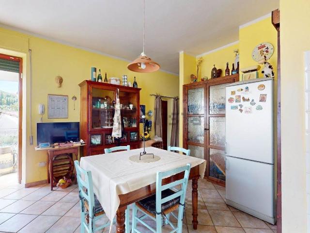 Appartamento in vendita a Foligno, Umbria