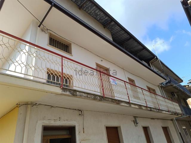 Appartamento in vendita a Calabria, Reggio Calabria
