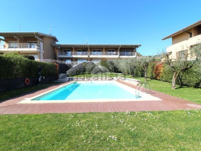 Appartamento in vendita a Padenghe Sul Garda, Lombardia