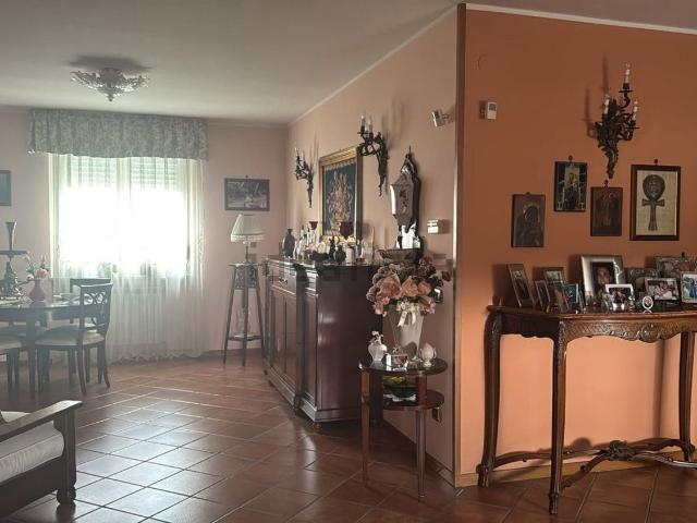 Appartamento in vendita a Aversa, Caserta