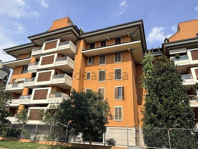 Appartamento in vendita a Lampugnano, Milano
