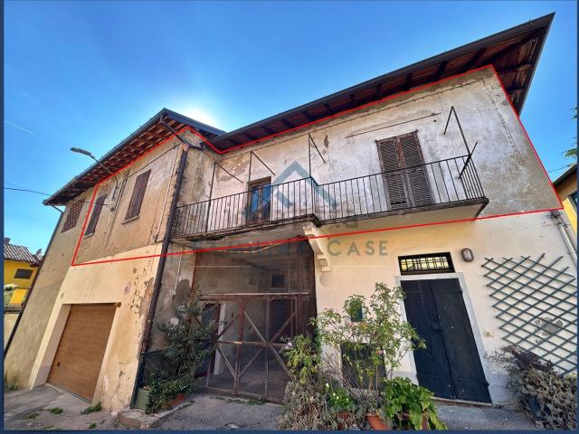 Appartamento in vendita a Varese, Lombardia
