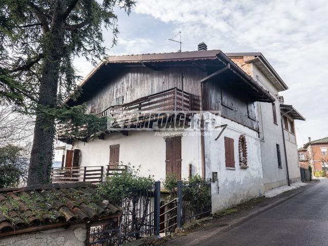 Appartamento in vendita a Unione dei comuni del Distretto Ceramico, Prignano Sulla Secchia