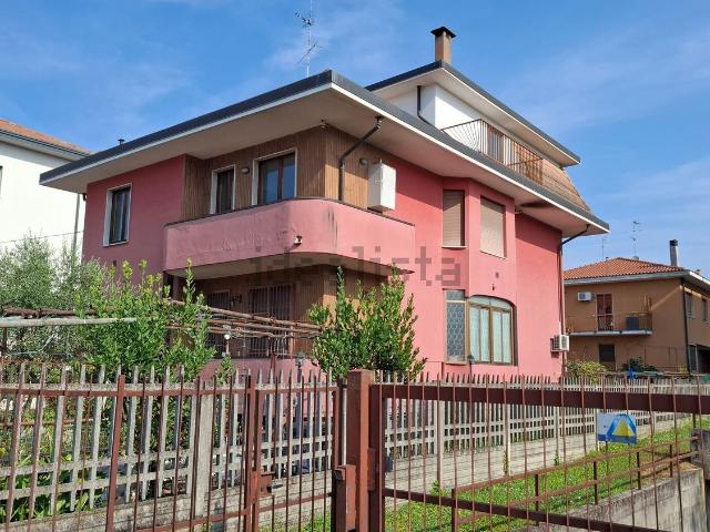 Appartamento in vendita a Redecesio, Segrate