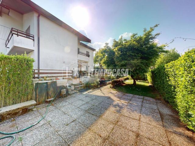 Appartamento in vendita a Cascina del Pè, Faloppio
