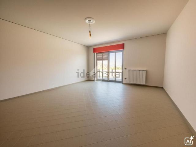 Appartamento in vendita a Carinaro, Caserta