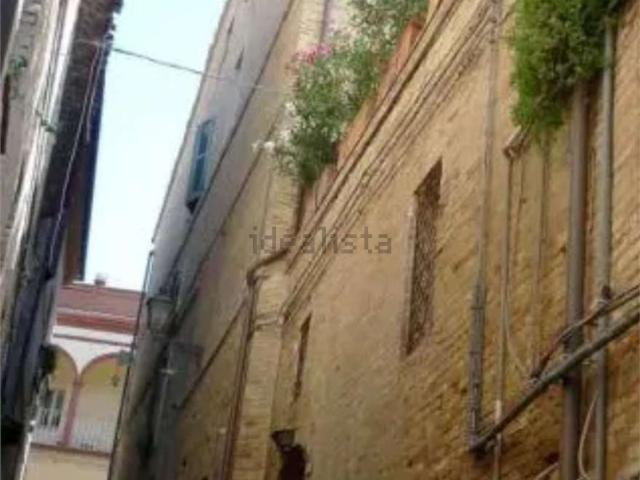Appartamento in vendita a Contrada Celeste, Marche