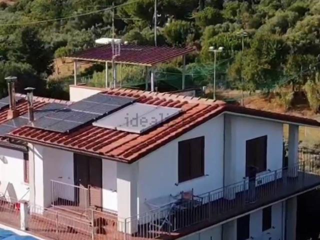 Appartamento in vendita a Follonica, Toscana
