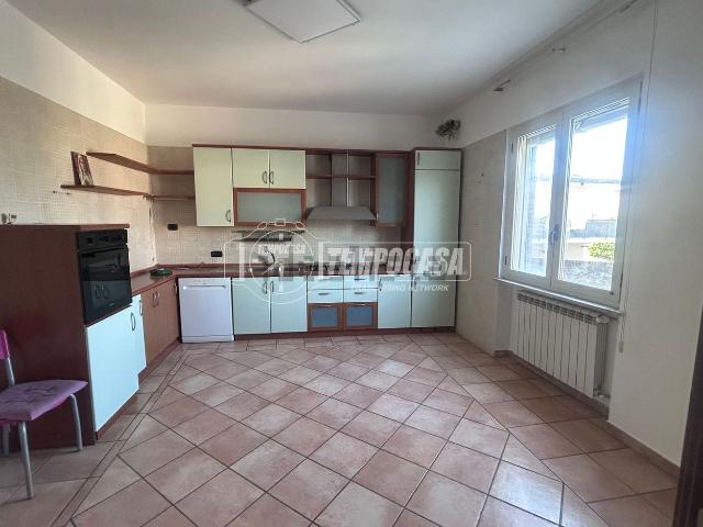 Appartamento in vendita a Nola, Campania