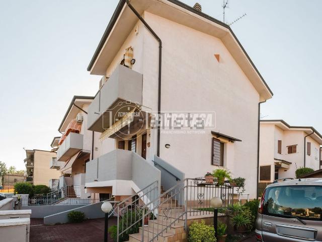 Appartamento in vendita a Suzzara, Mantova