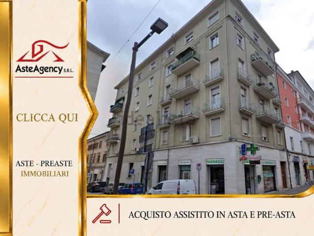 Appartamento in vendita a Tre Vie, Macerata