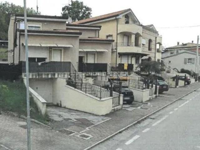 Appartamento in vendita a Fratte, Sassofeltrio