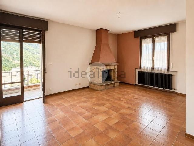 Appartamento in vendita a Comunità montana della valle Camonica, Breno